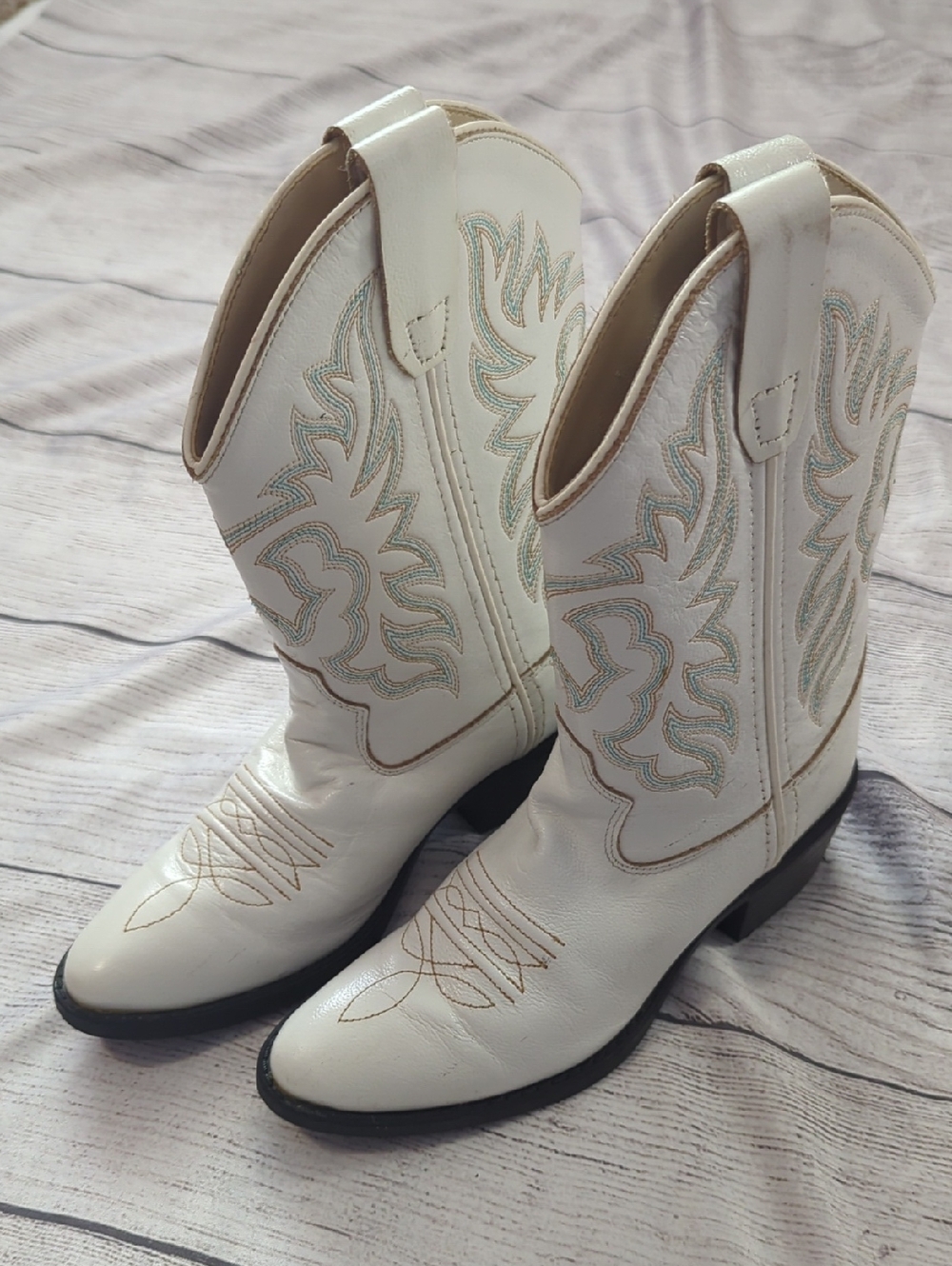 Old West White Kids Western Cowboy Boots with Pastel Stitching